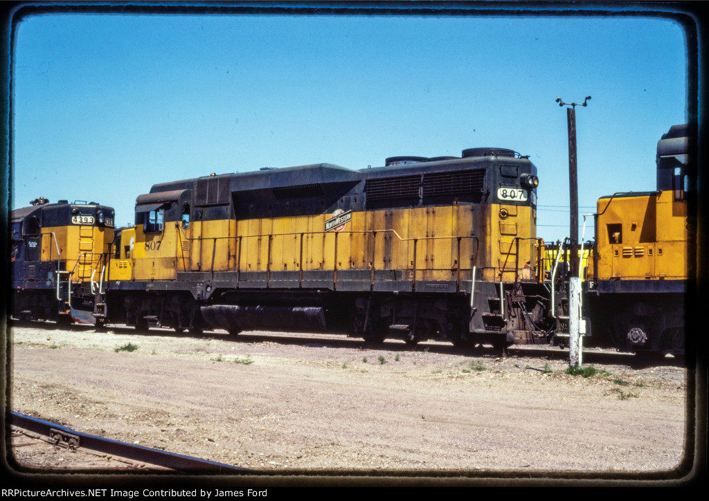 CNW 807